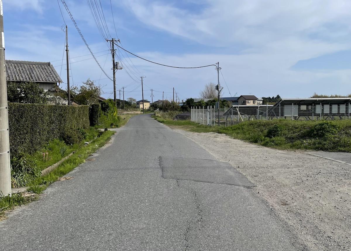 千葉県いすみ市岬町中原の売買物件/前面道路南東向き