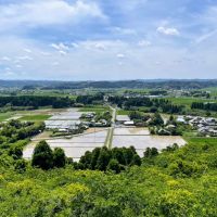 千葉県いすみ市万木の売買物件/万木城跡の展望台からの眺め西向き、雲がない時はは富士山が見えるようです。