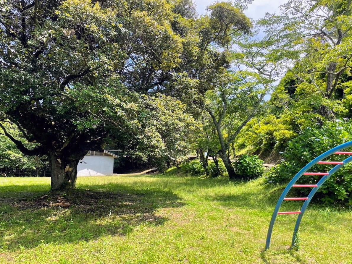 千葉県いすみ市万木の売買物件/城跡内の公園