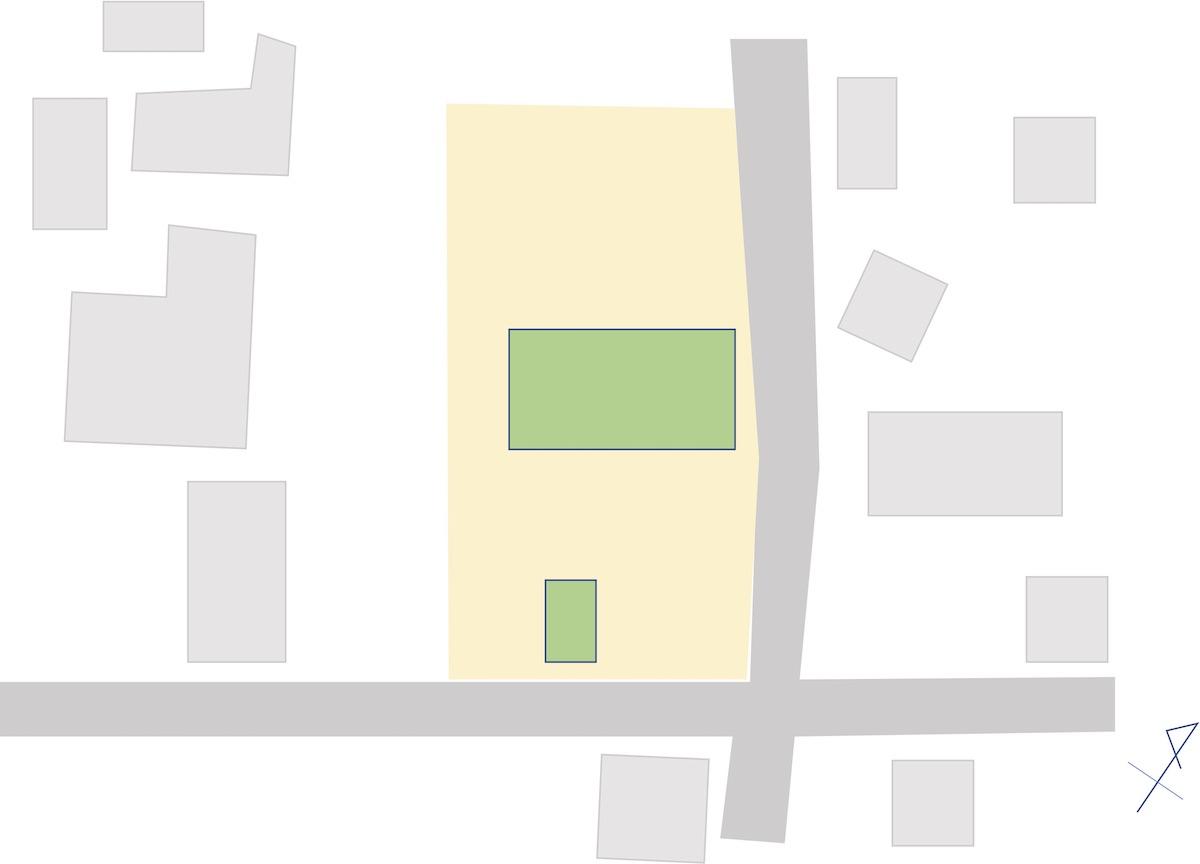 千葉県いすみ市楽町の賃貸物件/物件の配置図。南北に長方形にのびた敷地となっております