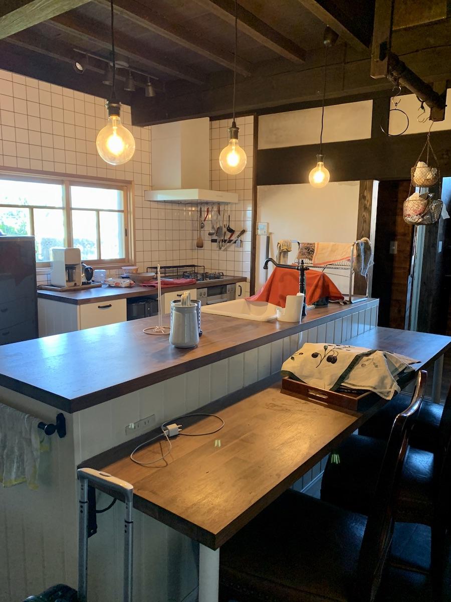 千葉県いすみ市楽町の賃貸物件/キッチンスペースは現代風にアレンジされています！