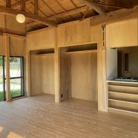 千葉県大網白里市大竹の売買物件/大きなクローゼットスペースが２つ。扉は無いのでうまくアレンジを