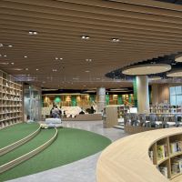 千葉県旭市駒込の売買物件/いちおし施設の「おひさまテラス」。ショッピングモールの1階は大型スーパー等があり便利