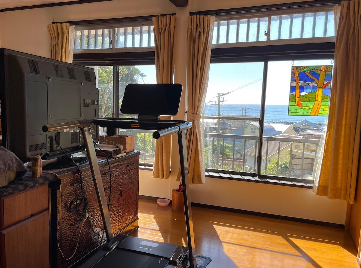 勝浦市串浜の売買物件/２階の東側に位置する部屋からの眺め