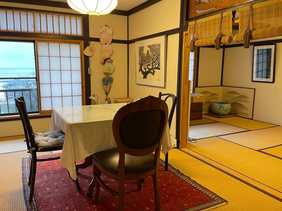 勝浦市串浜の売買物件/２階の和室