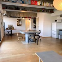 千葉県習志野市谷津町の売買物件/バルコニー側から部屋全体を眺める。陽の光がたっぷり入ります