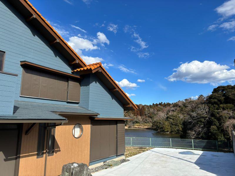 千葉県茂原市早野の売買物件/建物奥に見えるのは......ほぼ湖！！