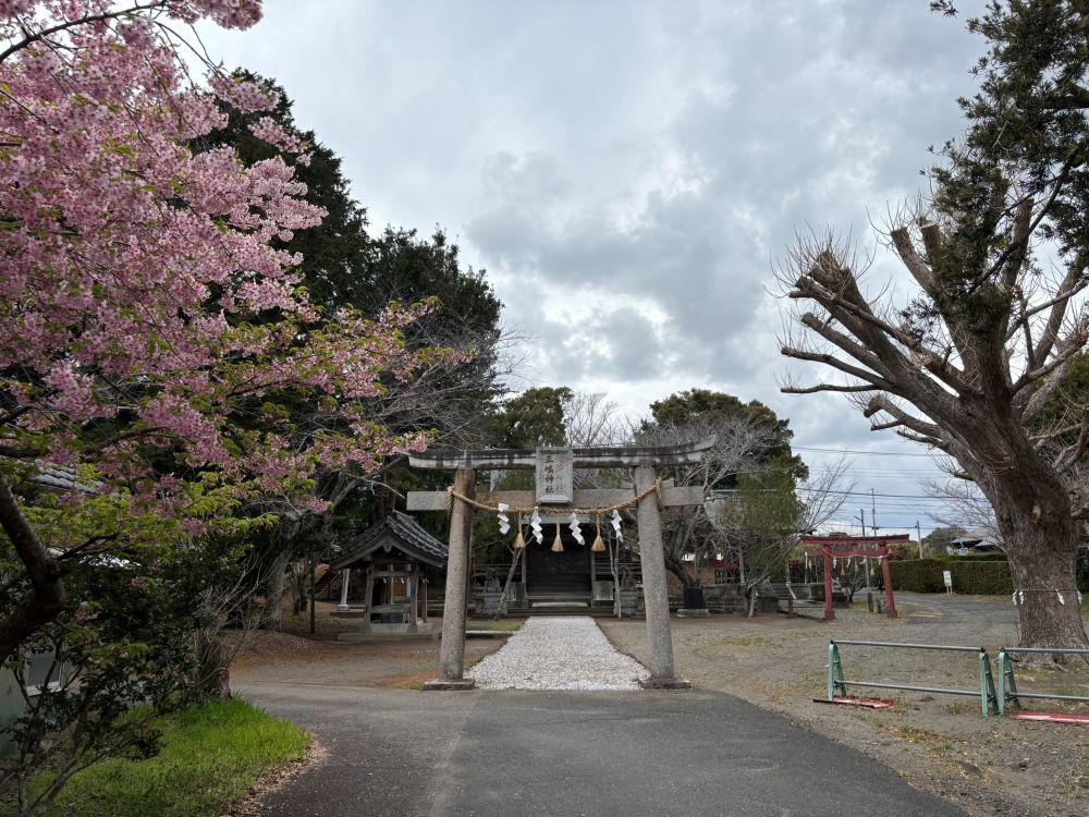 千葉県南房総市安馬谷の売買物件/近所の三嶋神社。物件に良きご縁があるようお願いしました