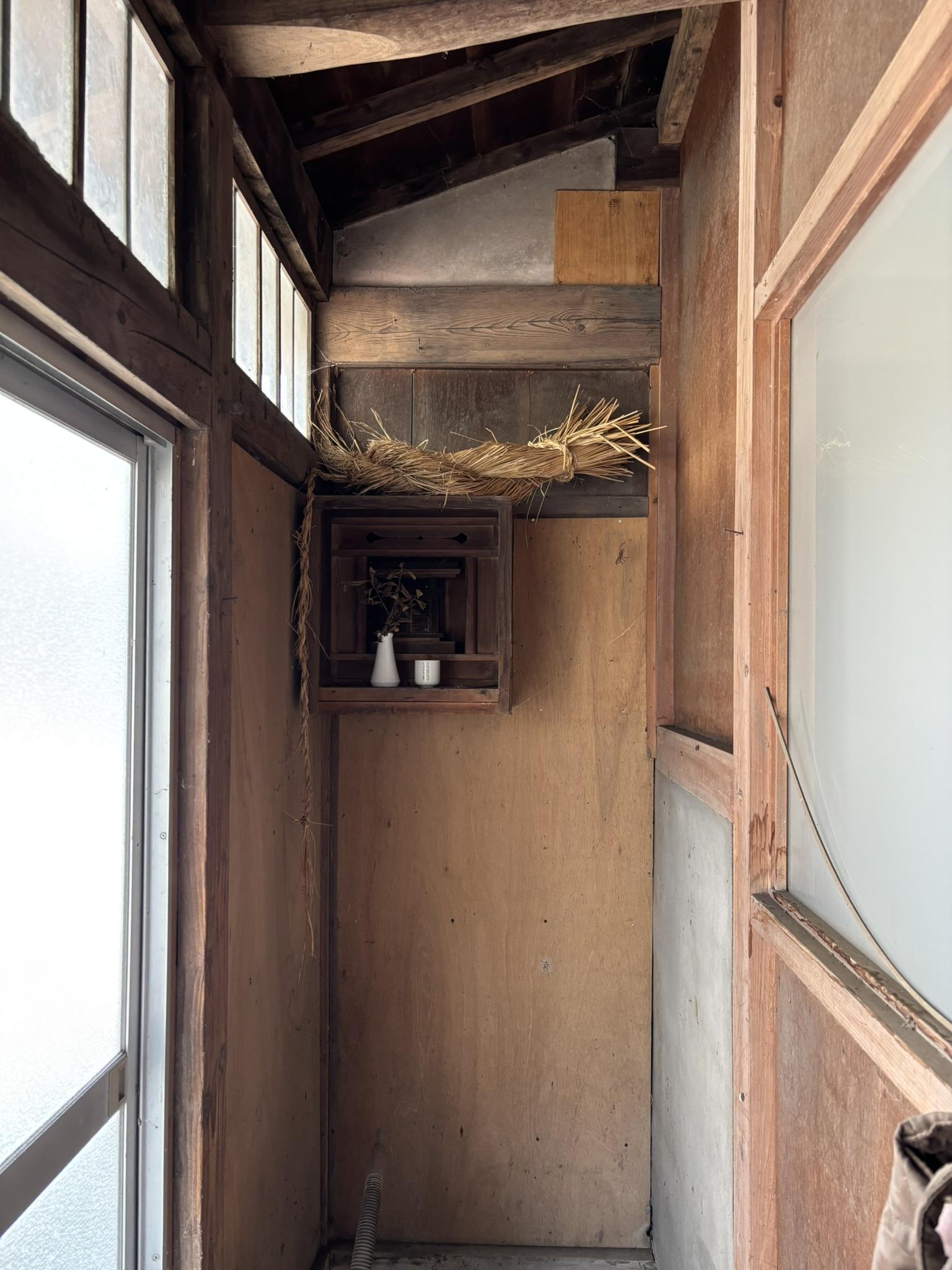 大網白里市北今泉の売買物件/母屋内にも祀られる水の神様