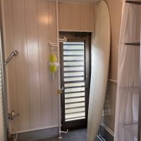 千葉県長生郡一宮町一宮の売買物件/土間スペースをまっすぐ進むと奥にはシャワーブースが