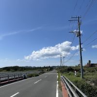 千葉県館山市佐野の売買物件/前面道路を北西側に眺める