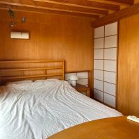 千葉県長生郡白子町八斗の売買物件/障子を開けると3階へ行く階段があります。