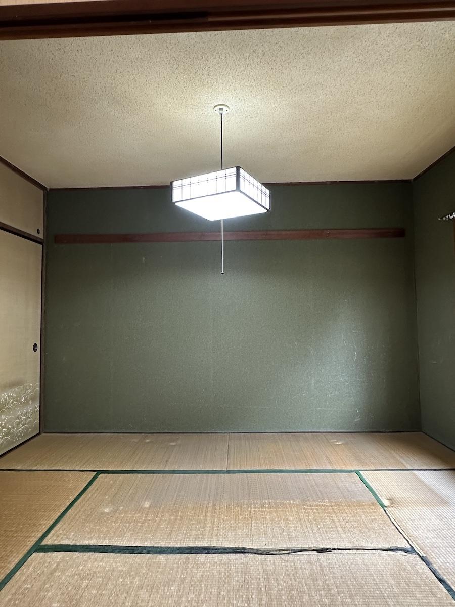 千葉県我孫子市緑の売買物件/北側和室の様子。畳は交換していきたいところ