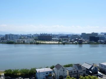 福岡市東区名島の売買物件/名建築に憩う、景色を想う