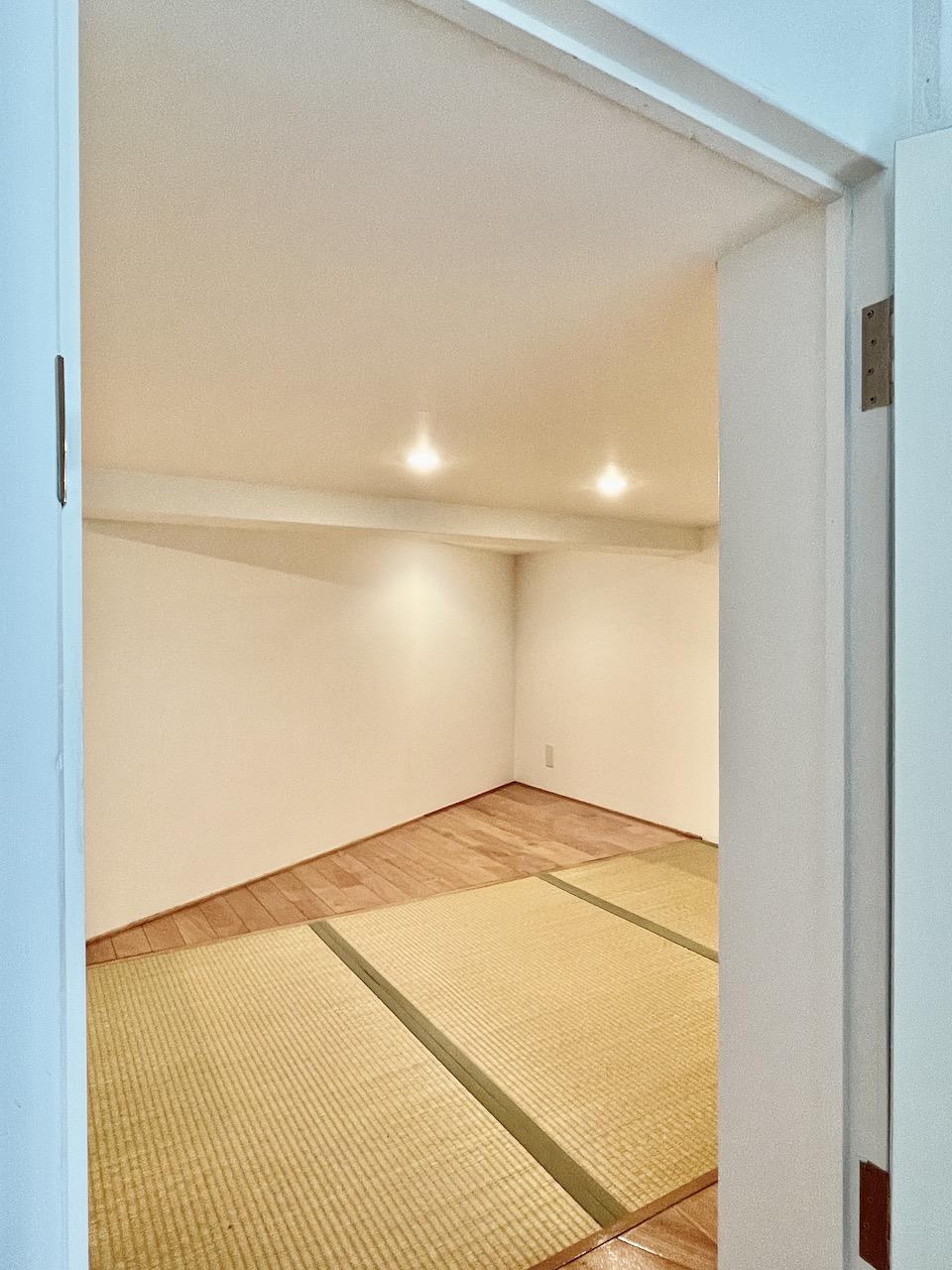 福岡市早良区城西の賃貸物件/なんと和室。考え事はここでごゆっくり。