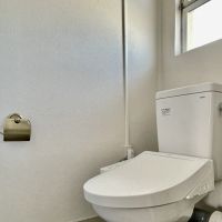 福岡市城南区金山団地の賃貸物件/トイレ。窓つきで明るい。