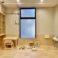 福岡市中央区大名の賃貸物件/木の温もりも感じる温かい空間。