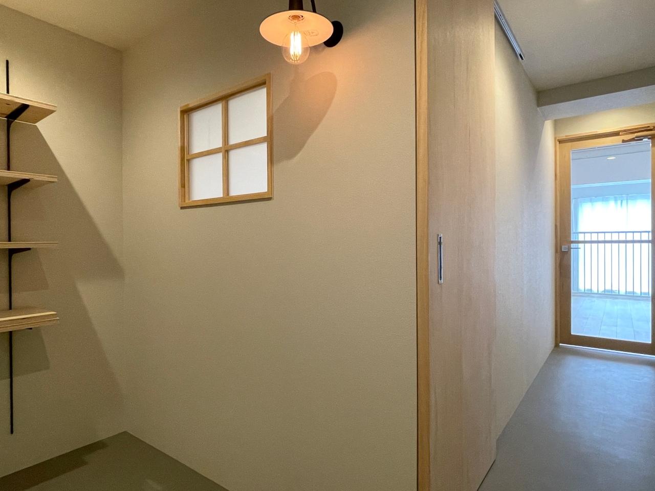 福岡市博多区東光の賃貸物件/小窓が可愛い