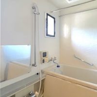 福岡市中央区大濠の賃貸物件/バスルームに窓があるのは嬉しいポイント。