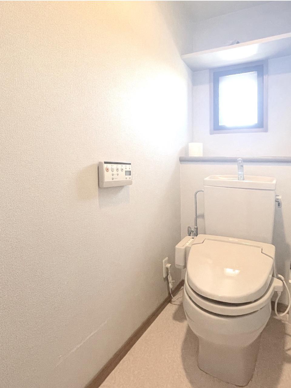 福岡市中央区大濠の賃貸物件/温水洗浄器付き便座。