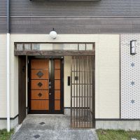 福岡市博多区堅粕の賃貸物件/住居とは思えない入り口。