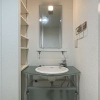 福岡市西区姪浜駅南の賃貸物件/ガラスの洗面所、スタイリッシュです。