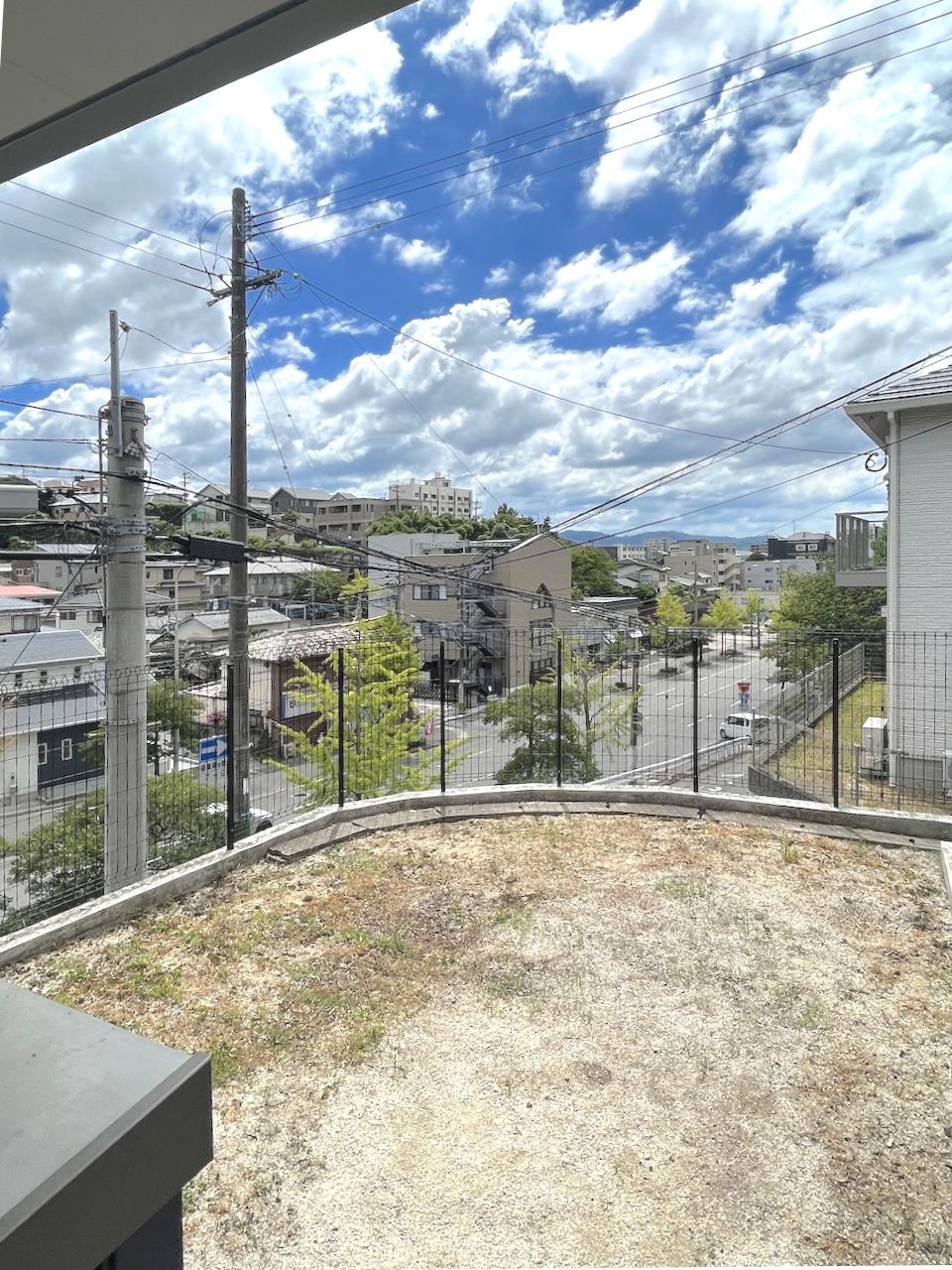 福岡市中央区小笹の賃貸物件/広さのある小庭がついています。