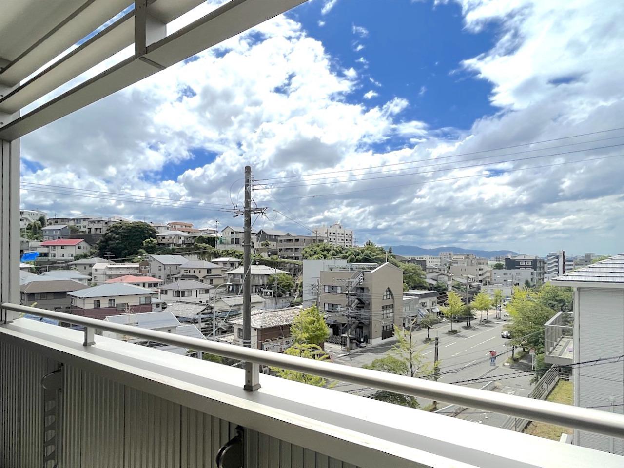 福岡市中央区小笹の賃貸物件/2階からの見晴らしの良さ。