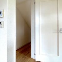 福岡市中央区小笹の賃貸物件/階段下の収納。デットスペースも有効活用。