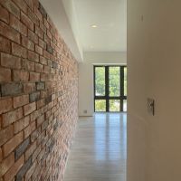 福岡市中央区六本松の賃貸物件/玄関からリビング。
