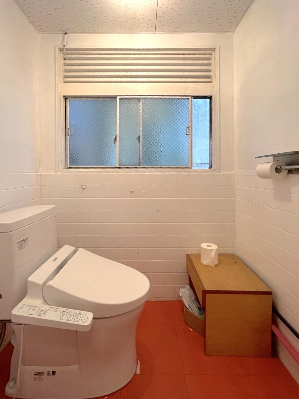 福岡市中央区天神の賃貸物件/トイレは各階にあります。
