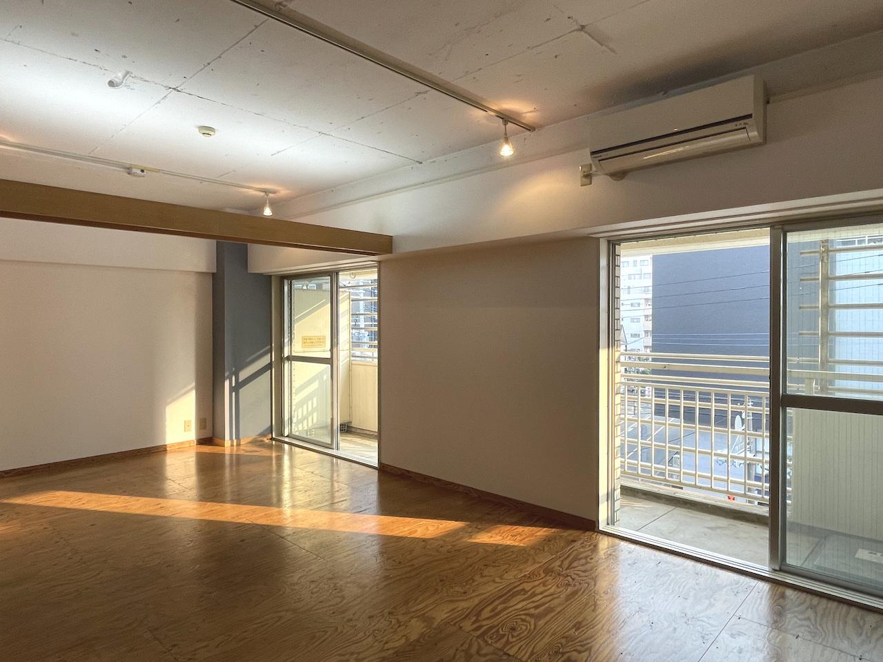 福岡市中央区鳥飼の賃貸物件/南向きで日当たり良いです。(※写真は4階の反転間取り別部屋のものです)