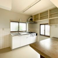 福岡市南区南大橋の賃貸物件/広めのキッチン。これはキッチンでの料理が楽しくなりそう。