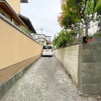 福岡市南区南大橋の賃貸物件/縦列３台可能ですが、幅がご覧の通り。