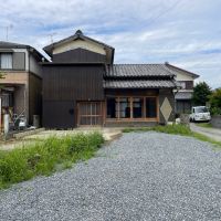 久留米市大橋町の売買物件/敷地は広く車はもちろん。お好きにどうぞ。