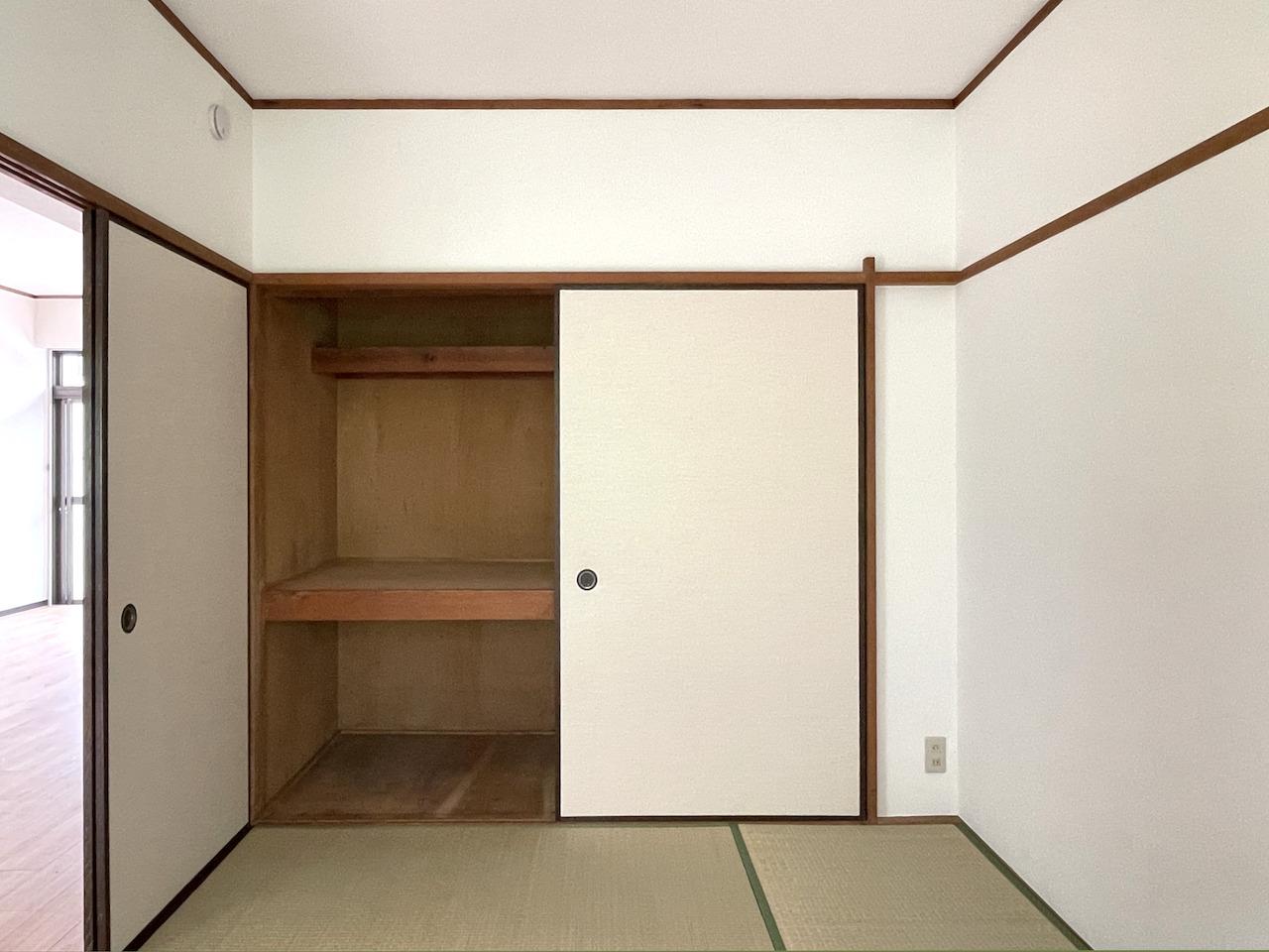 福岡市中央区谷の賃貸物件/LDK横の和室。来客様や昼寝にいかが？