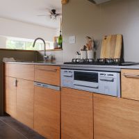 福岡市中央区赤坂の売買物件/toolboxのラワン製キッチン。身内なので恐縮ながら...カッコいいです。