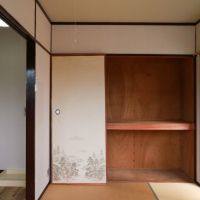福岡市中央区六本松3丁目の賃貸物件/よくあるけれど、押入れをデスクにするのもいいかもね。