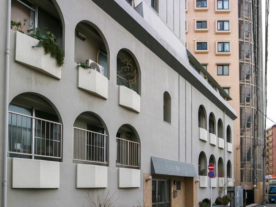 福岡市中央区六本松3丁目の賃貸物件/近くに寄ってもいいですね、この建物。