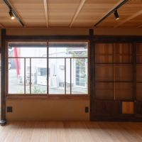 八女市本町の賃貸物件/あえて右側は閉めてますが、全開放すればさらに明るい。