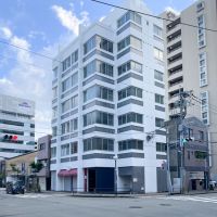 福岡市博多区古門戸町の賃貸物件/角地に建つ印象的な建物がそれ。