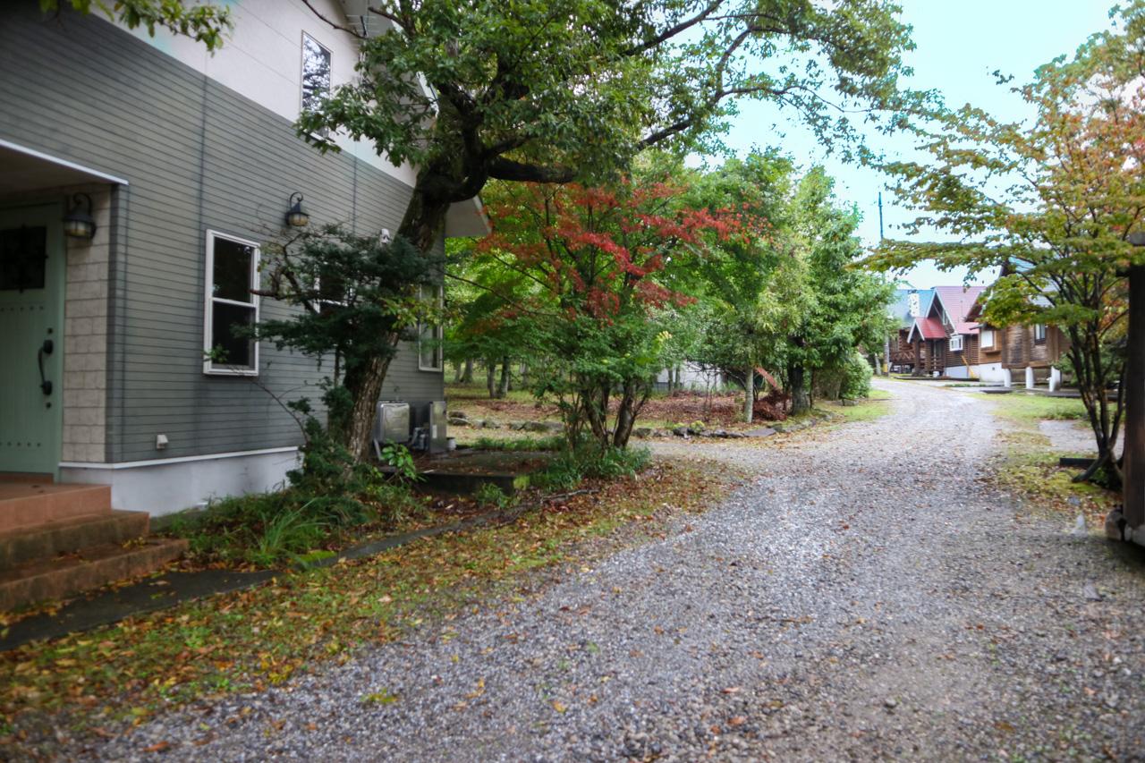 大分県由布市湯布院町の売買物件/静かな環境を求めてきた移住者も多く、別荘としてではなく、
定住されている方もおられるとか。