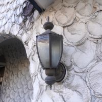 福岡市南区高宮の賃貸物件/ランプもレトロなデザイン。