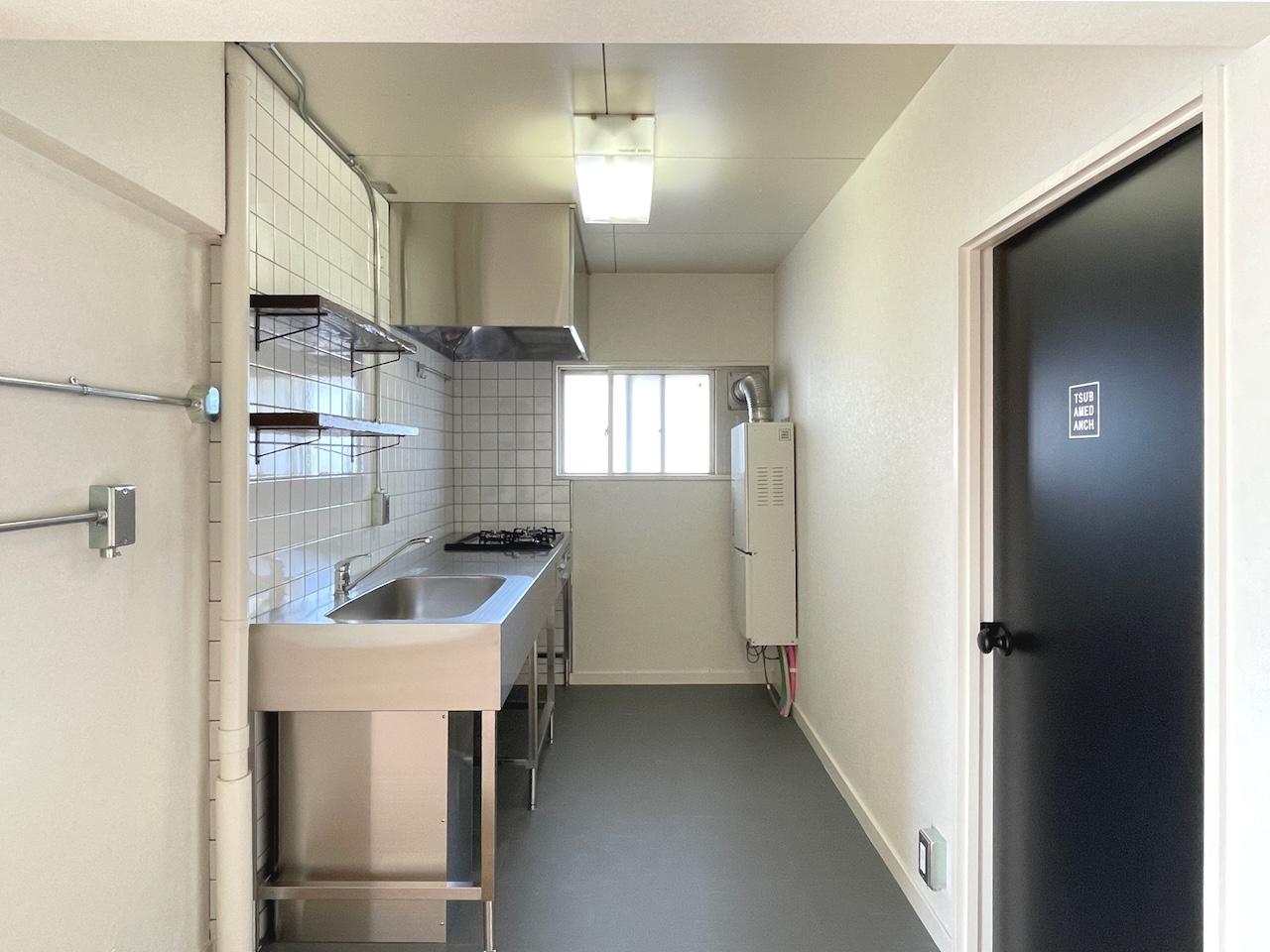 福岡市博多区東月隈の賃貸物件/キッチン周りはスタイリッシュな印象