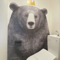 福岡市博多区東月隈の賃貸物件/おっとトイレのクロスにお友達がいました。アドレスが月隈だからかな？