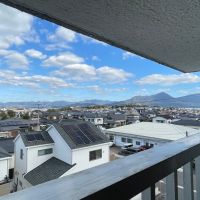 福岡市博多区東月隈の賃貸物件/窓からの眺望は遠くの山まで見えます。