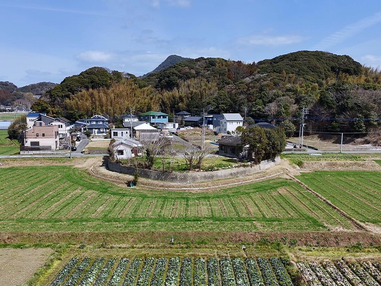 糸島市志摩桜井の売買物件/糸島桜井にある、まるで緑の海に浮かぶ船のよう。
