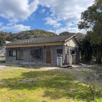 糸島市志摩桜井の売買物件/敷地が広すぎて建物が小さく感じます。