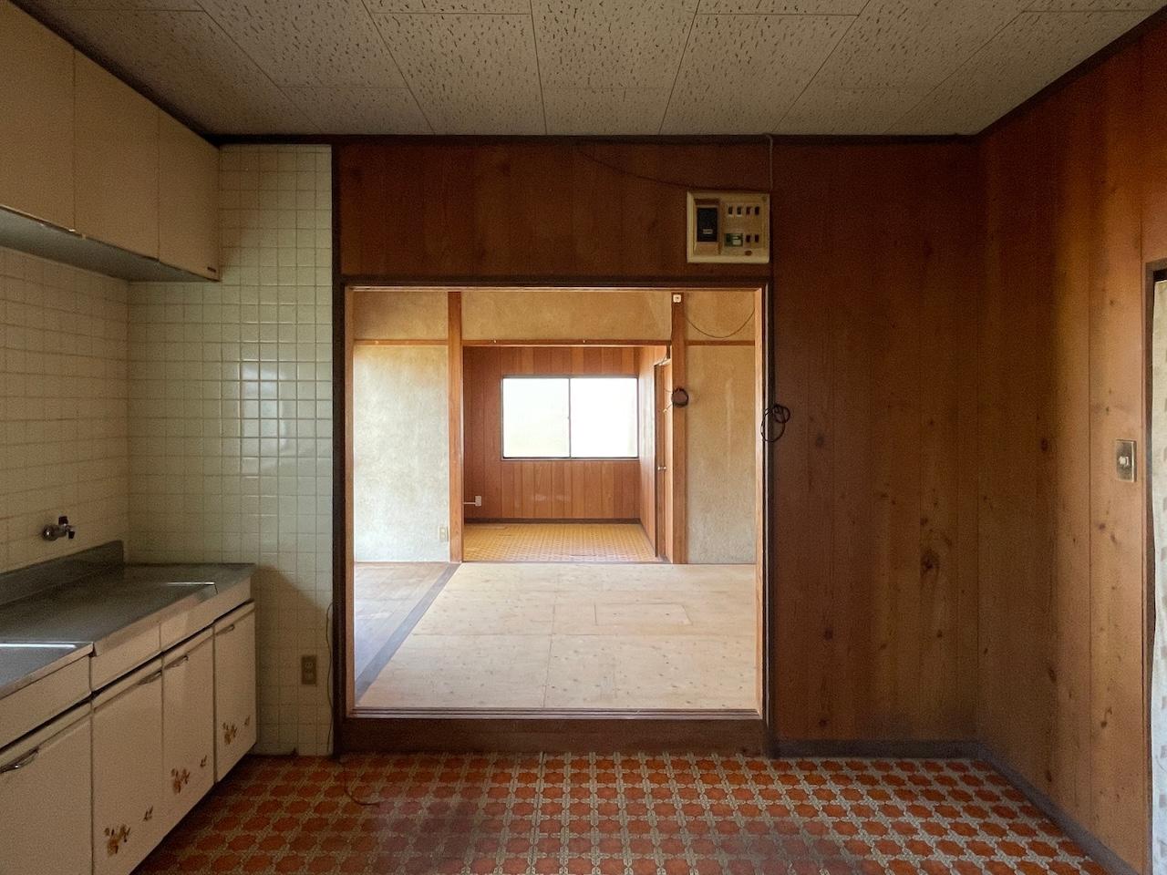 糸島市志摩桜井の売買物件/戸建1のLDK。改装前提になります。