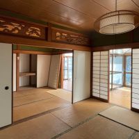 糸島市志摩桜井の売買物件/戸建1。和室2間から繋がるサンルーム。